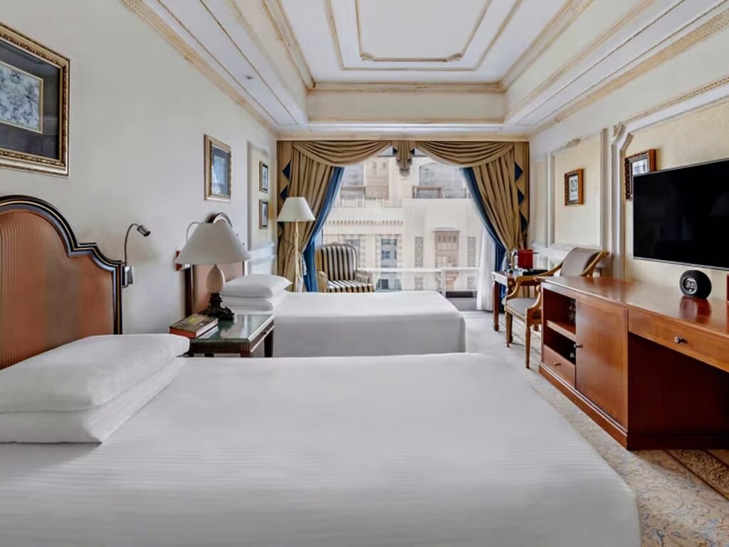 Twin room at InterContinental Dar Al Tawhid Makkah near Masjid al-Haram