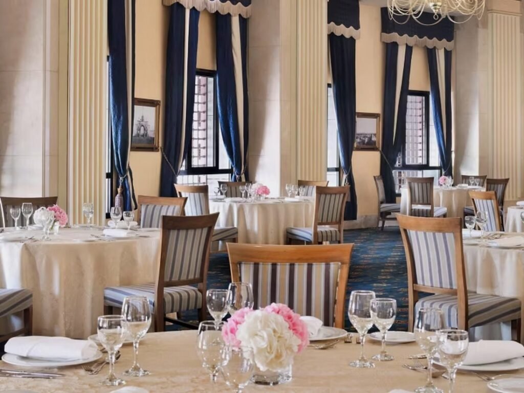 InterContinental Dar Al Hijra Madinah restaurant near Masjid an-Nabawi